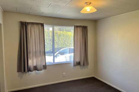 Photo of property in 18 Regency Place, Sunnynook, Auckland, 0632