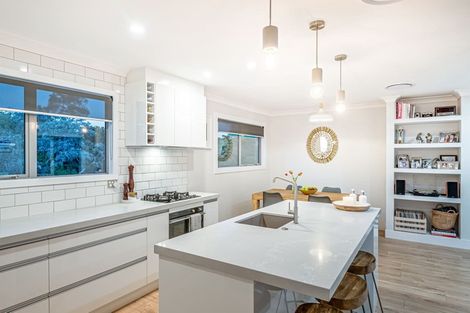 Photo of property in 19 Castleton Street, Birkdale, Auckland, 0626