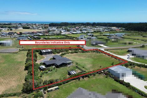 Photo of property in 9 Lakeview Drive, Foxton Beach, Foxton, 4815