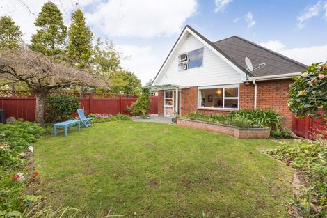 Photo of property in 104a Russell Street, Palmerston North, 4414
