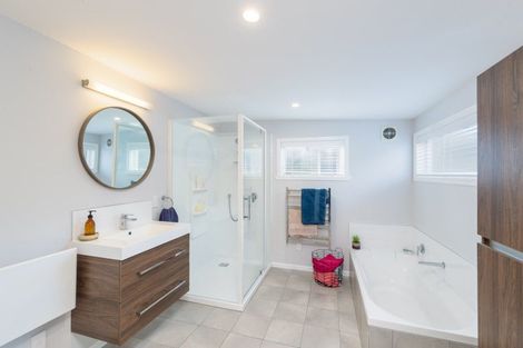 Photo of property in 15 Black Beech Street, Birchville, Upper Hutt, 5018