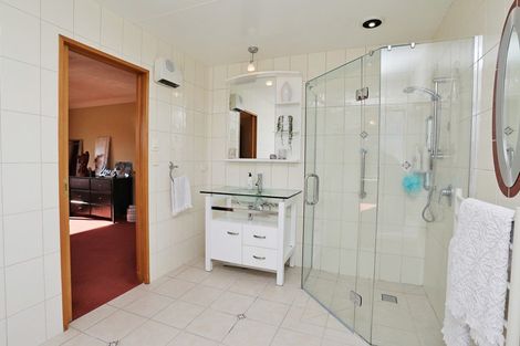 Photo of property in 44 Durham Street, Winton, 9720