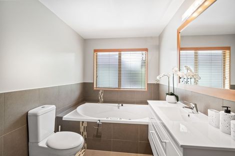 Photo of property in 24 Broadhaven Avenue, Parklands, Christchurch, 8083