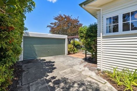 Photo of property in 3 Marine Terrace, Bayswater, Auckland, 0622