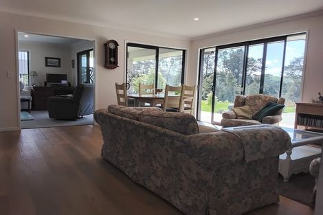 Photo of property in 11 Cherrywood Rise, Paparoa, 0571