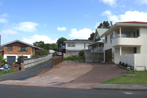Photo of property in 2/8 Sailfish Drive, West Harbour, Auckland, 0618