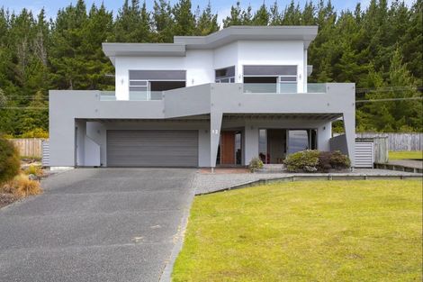 Photo of property in 12 Marshall Close, Motuoapa, Turangi, 3382