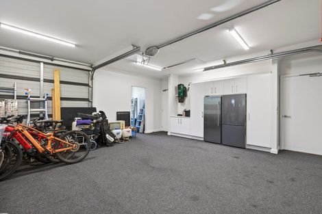 Photo of property in 5 Tupuhi Place, Highlands Park, New Plymouth, 4312