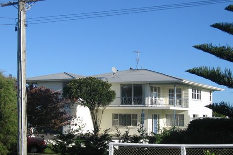 Photo of property in 38 Martin Road, Paraparaumu Beach, Paraparaumu, 5032