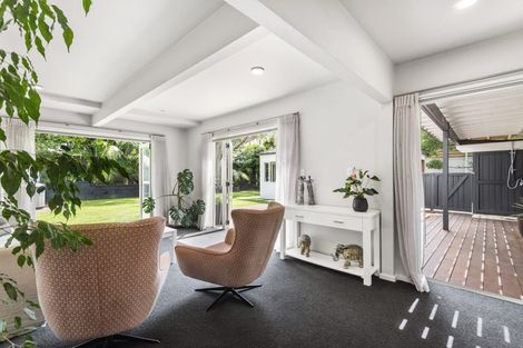 Photo of property in 24 Muritai Road, Milford, Auckland, 0620