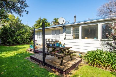 Photo of property in 1/1216 Papamoa Beach Road, Papamoa Beach, Papamoa, 3118