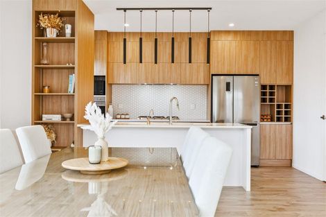 Photo of property in 12 Len Ireland Drive, Kumeu, 0810