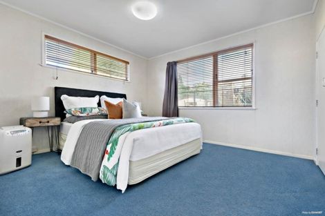 Photo of property in 66 Vandeleur Avenue, Birkdale, Auckland, 0626