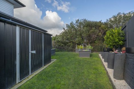 Photo of property in 30 Lakeside Terrace, Omokoroa, 3114