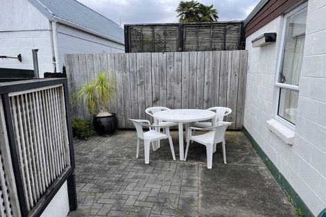 Photo of property in 3/20 Selwyn Road, Cockle Bay, Auckland, 2014