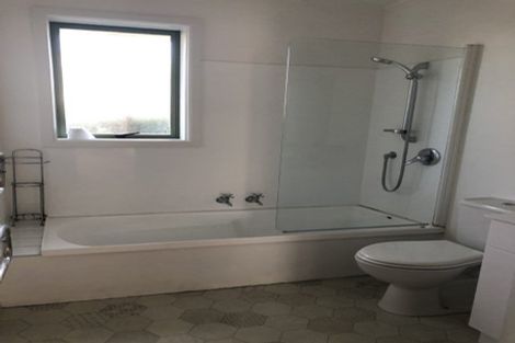 Photo of property in 70 Whincops Road, Halswell, Christchurch, 8025