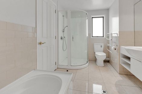 Photo of property in 6/5 Cook Street, Howick, Auckland, 2014