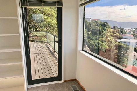 Photo of property in 45 Roseneath Terrace, Roseneath, Wellington, 6011
