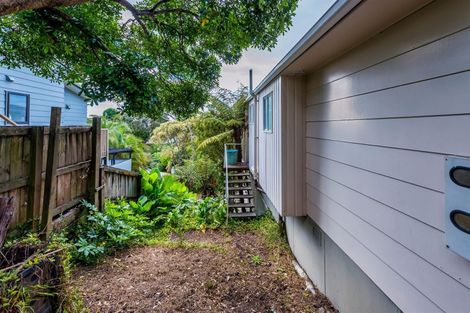 Photo of property in 329 Don Buck Road, Massey, Auckland, 0614