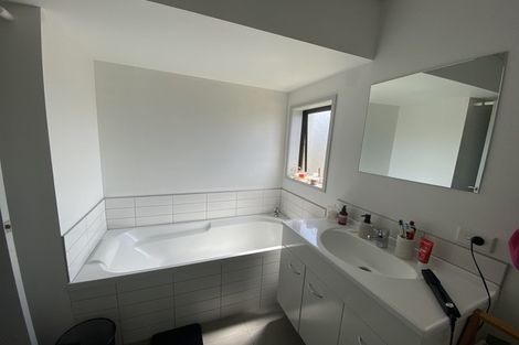 Photo of property in St Claire Village, 34/172 Mcleod Road, Te Atatu South, Auckland, 0610