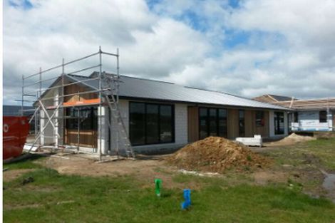 Photo of property in 79 Puhirake Crescent, Pyes Pa, Tauranga, 3112