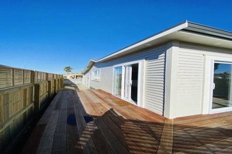 Photo of property in 10 Cambridge Terrace, Masterton, 5810