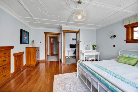 Photo of property in 192a Mangorei Road, Merrilands, New Plymouth, 4312