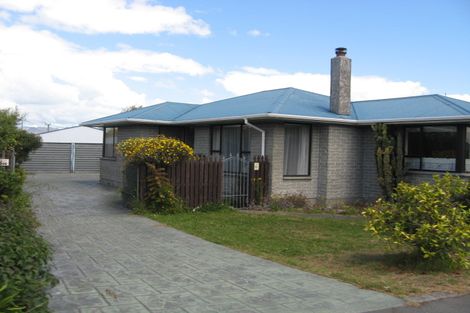 Photo of property in 325 Lake Terrace Road, Shirley, Christchurch, 8061