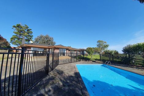 Photo of property in 143 Hamlin Road, Ardmore, Papakura, 2582