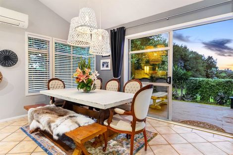 Photo of property in 15 Cinnabar Place, Westgate, Auckland, 0614