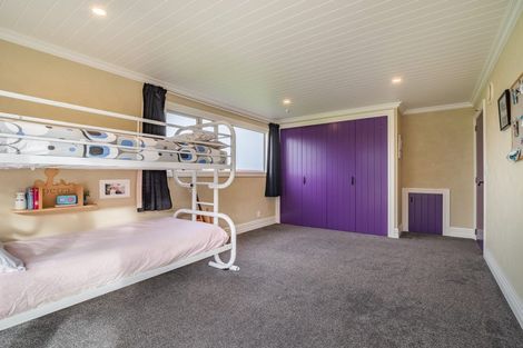 Photo of property in 64 Ellesmere Street, Ravensbourne, Dunedin, 9022