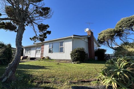Photo of property in 27 Raleigh Street, Waitara, 4320