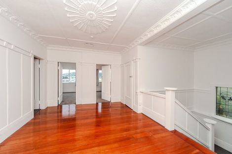 Photo of property in 241 The Terrace, Te Aro, Wellington, 6011