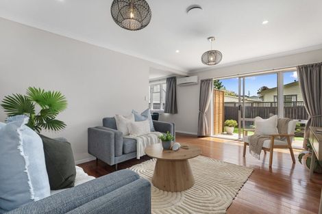 Photo of property in 2/935 Cameron Road, Gate Pa, Tauranga, 3112