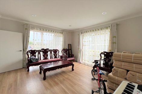 Photo of property in 14a Domain Road, Weymouth, Auckland, 2103