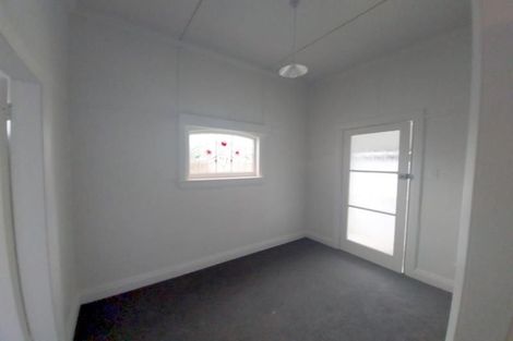 Photo of property in 8 Roxburgh Grove, Petone, Lower Hutt, 5012