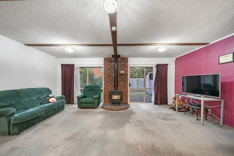 Photo of property in 13 Huber Street, Weymouth, Auckland, 2103