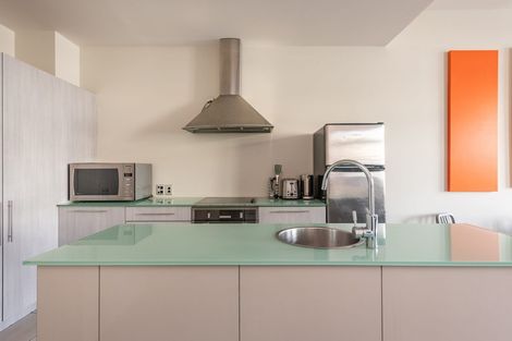 Photo of property in Hb Apartments, 6/3 Holland Street, Te Aro, Wellington, 6011