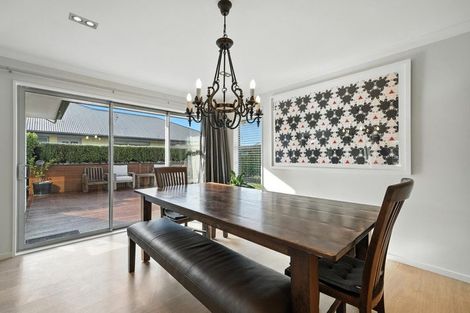 Photo of property in 18 Churchill Drive, Rangiora, 7400