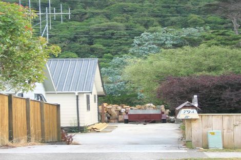 Photo of property in 1/79 Gemstone Drive, Birchville, Upper Hutt, 5018