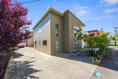 Photo of property in 1/167 Knighton Road, Hillcrest, Hamilton, 3216