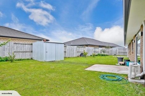 Photo of property in 6 Allgood Place, Rototuna North, Hamilton, 3210