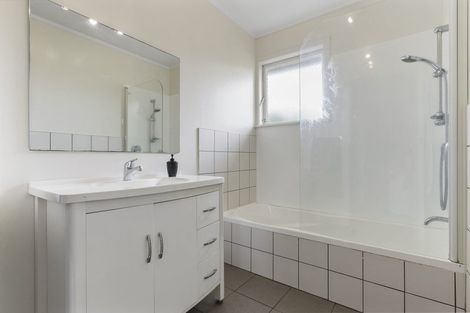 Photo of property in 234 Triangle Road, Massey, Auckland, 0614