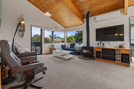 Photo of property in 24 Champion Place, Pauanui, Hikuai, 3579