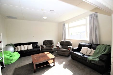 Photo of property in 14 Atkinson Street, Woodville, 4920