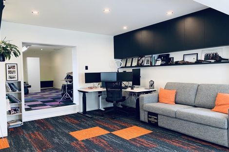 Photo of property in 43 Russleigh Drive, Dinsdale, Hamilton, 3204