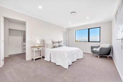 Photo of property in 20 Bendridge Street, Flat Bush, Auckland, 2019