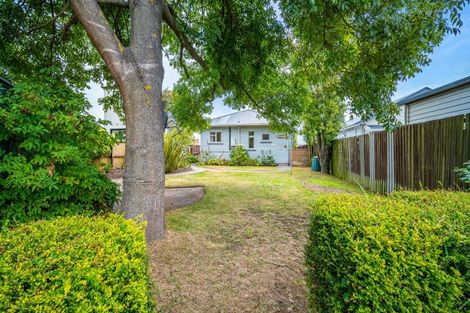 Photo of property in 132 Olliviers Road, Phillipstown, Christchurch, 8011