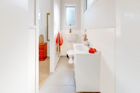 Photo of property in 25 Whiritoa Beach Road, Whiritoa, Whangamata, 3691