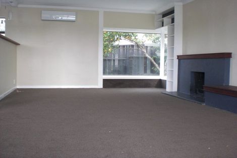 Photo of property in 1/73a Beresford Street, Bayswater, Auckland, 0622